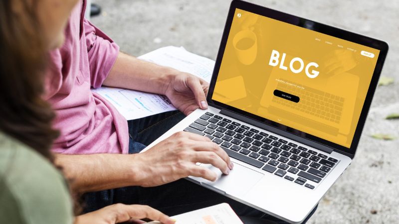 Hiya Domains Blog